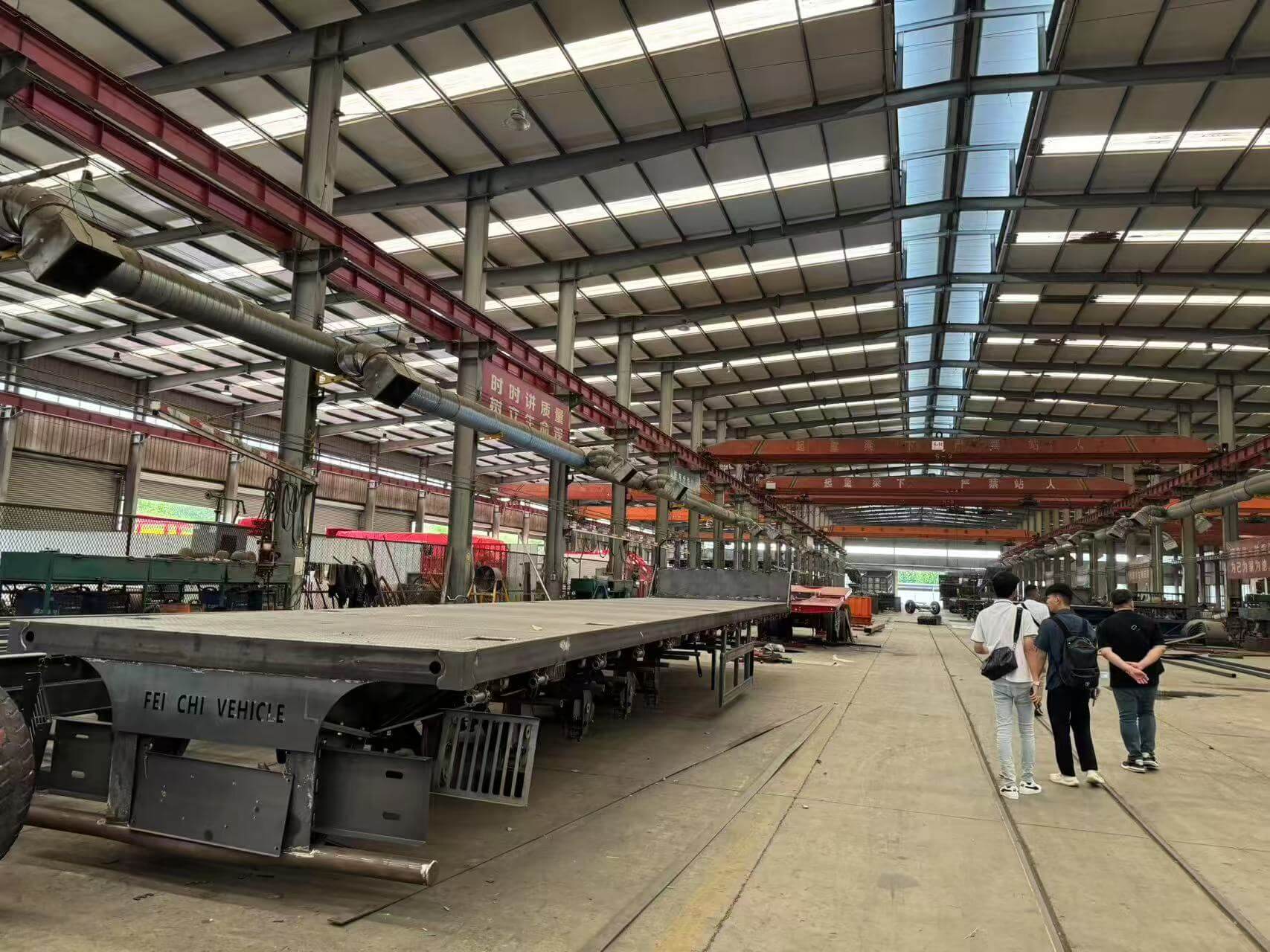 I clienti malesi visitano Luyi Factory per esplorare nuove opportunità di cooperazione