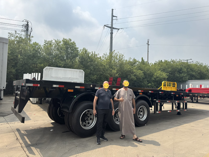 Un altro accordo di cooperazione transnazionale concluso! I clienti algerini visitano la fabbrica di Luyi e firmano un contratto per le cisterne di cemento