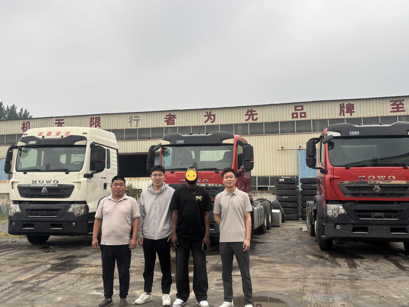 Superare montagne e mari per cercare la cooperazione! I clienti mozambicani visitano la fabbrica di Luyi per l'ispezione e lo scambio