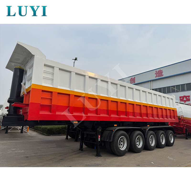 Semirimorchio con cassone ribaltabile posteriore a cinque assi Luyi esportato in Ghana, riconosciuto come attrezzatura pesante professionale