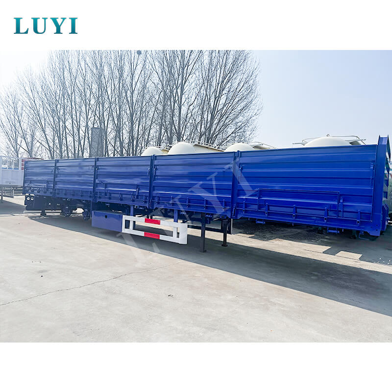 Il semirimorchio Luyi a 3 assi con sponde laterali staccabili è stato spedito con successo in Zambia, approfondendo la cooperazione logistica tra Cina e Africa