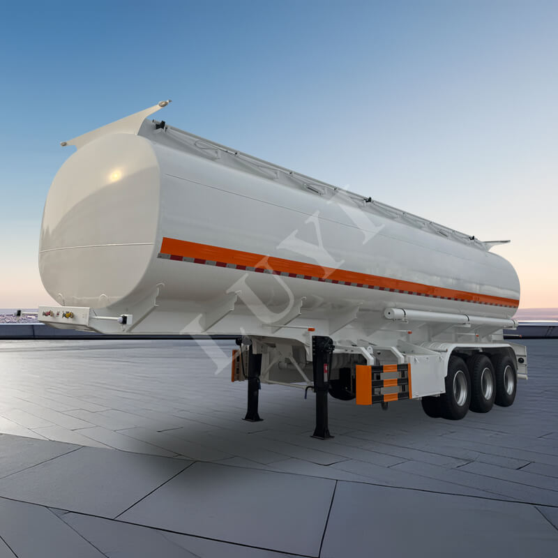 Semirimorchio con cisterna per olio in acciaio al carbonio a 3 assi da 40.000 litri