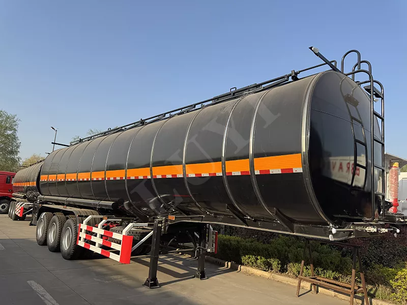 Trasportatore di asfalto liquido a 3 assi