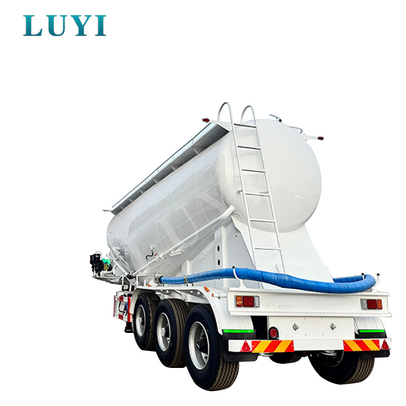 Semirimorchio cisterna per polveri da 30 metri cubi