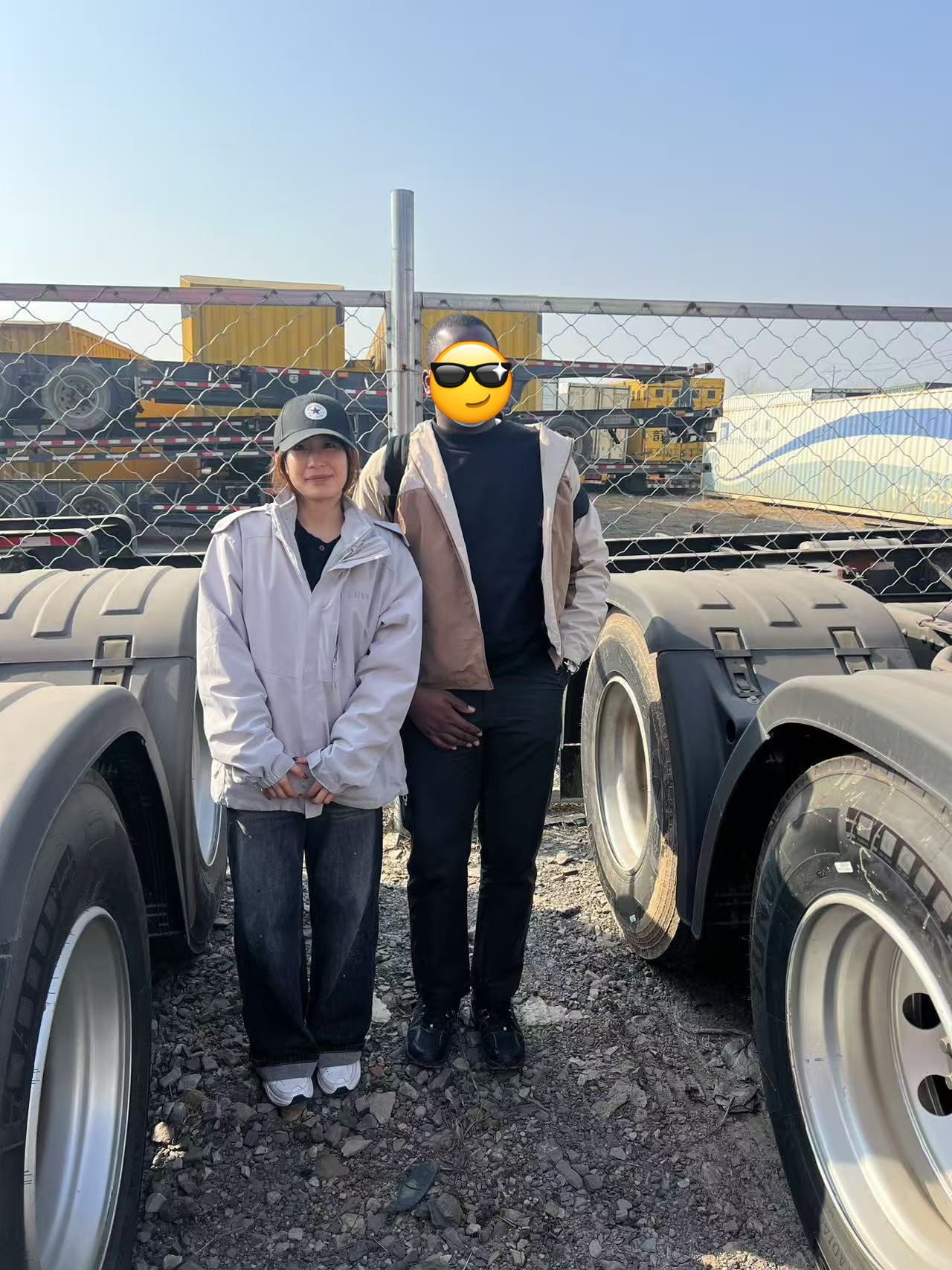 In che modo LUYI ha aiutato un cliente tanzaniano a proteggere camion pesanti affidabili per il trasporto di infrastrutture e risorse