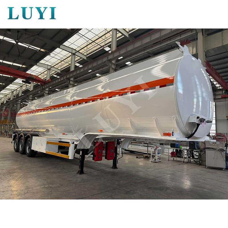 Alimentare la crescita del Portogallo: perché un leader europeo della logistica ha scelto Luyi Auto per il trasporto di macchinari pesanti